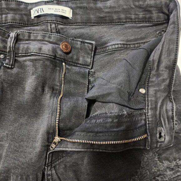 Zara Black Wash Patch Distressed Mid Rise Skinny Jeans - Picture 4 of 5